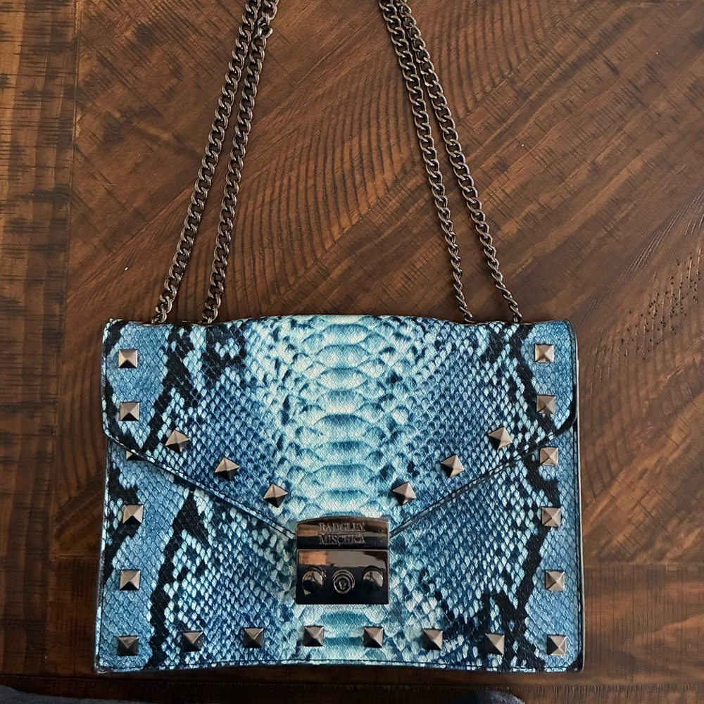 Badgley  Mischka Blue Snake Print Chain Shoulder Bag